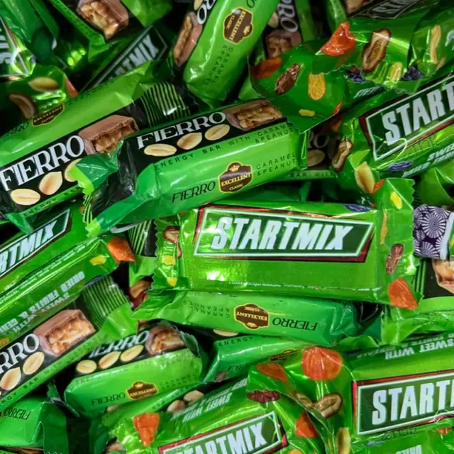 Assorted chocolate bars, ألواح شوكولاتة مشكلة
