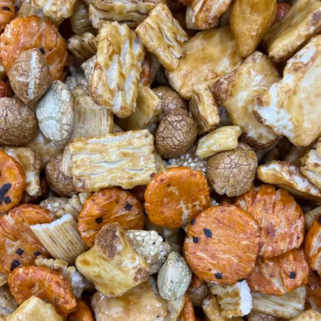Assorted dried fruit, فواكه مجففة مشكلة