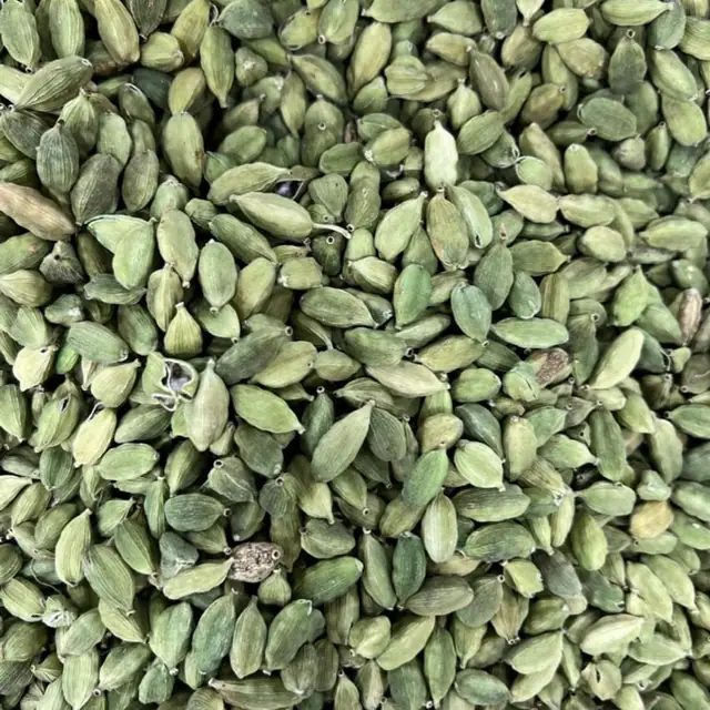 Green cardamom, هيل أخضر