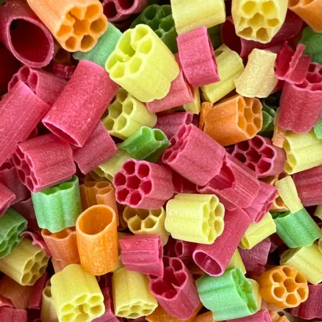 Licorice candy tubes, أنابيب حلوى